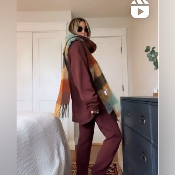 HDYWT Classic Oversized Sweat Set-Maroon - Picture 5 of 16